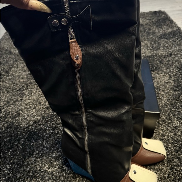 Color block boots - Picture 7 of 8